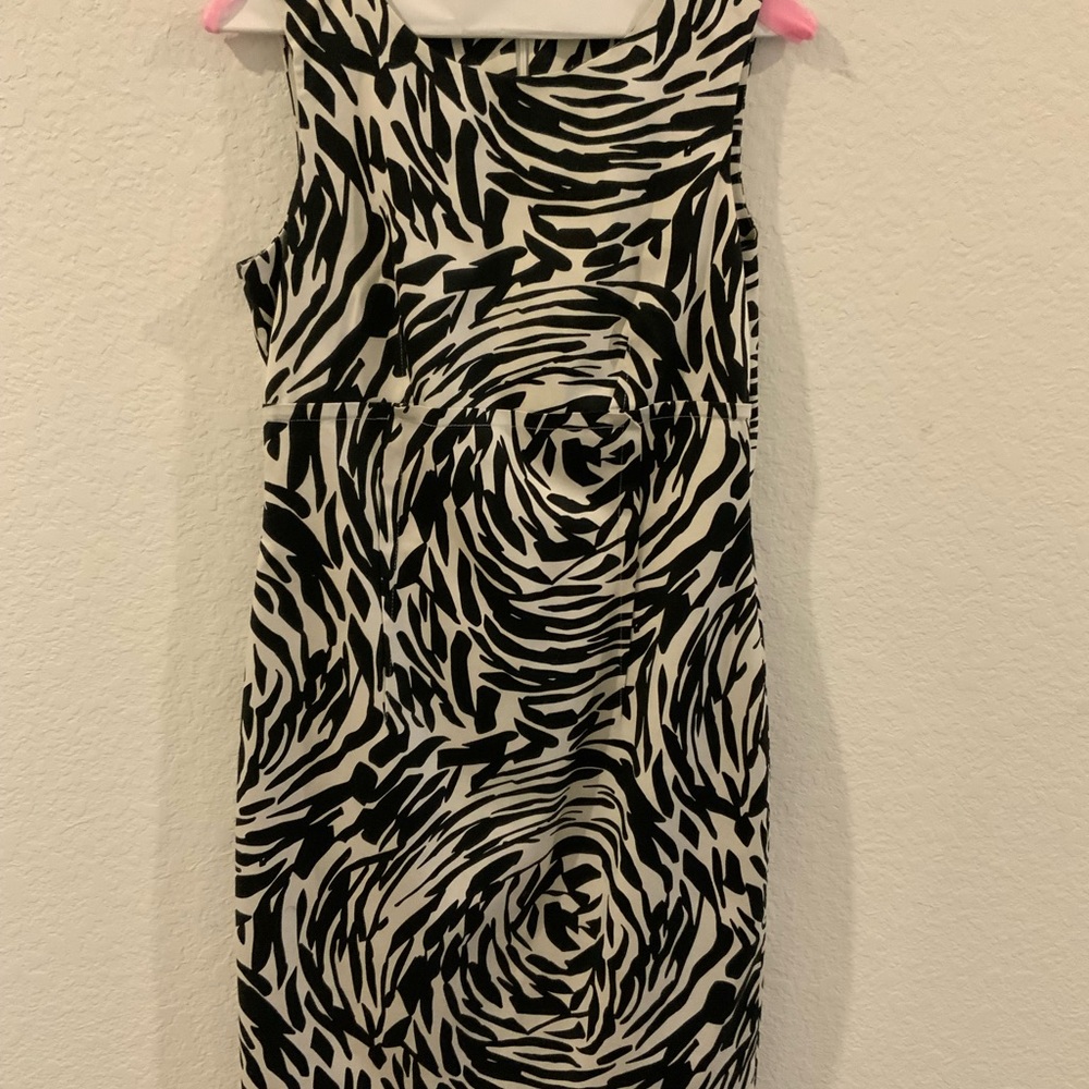 Calvin Klein Abstract Zebra Print Sheath Dress – Size Small